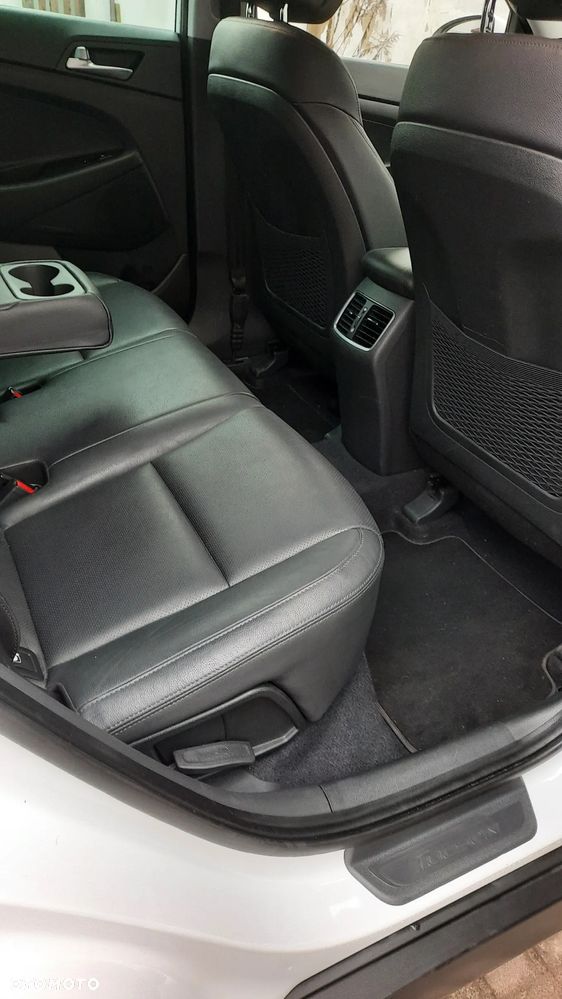 Hyundai Tucson blue 1.7 CRDi 2WD DCT Premium - 20