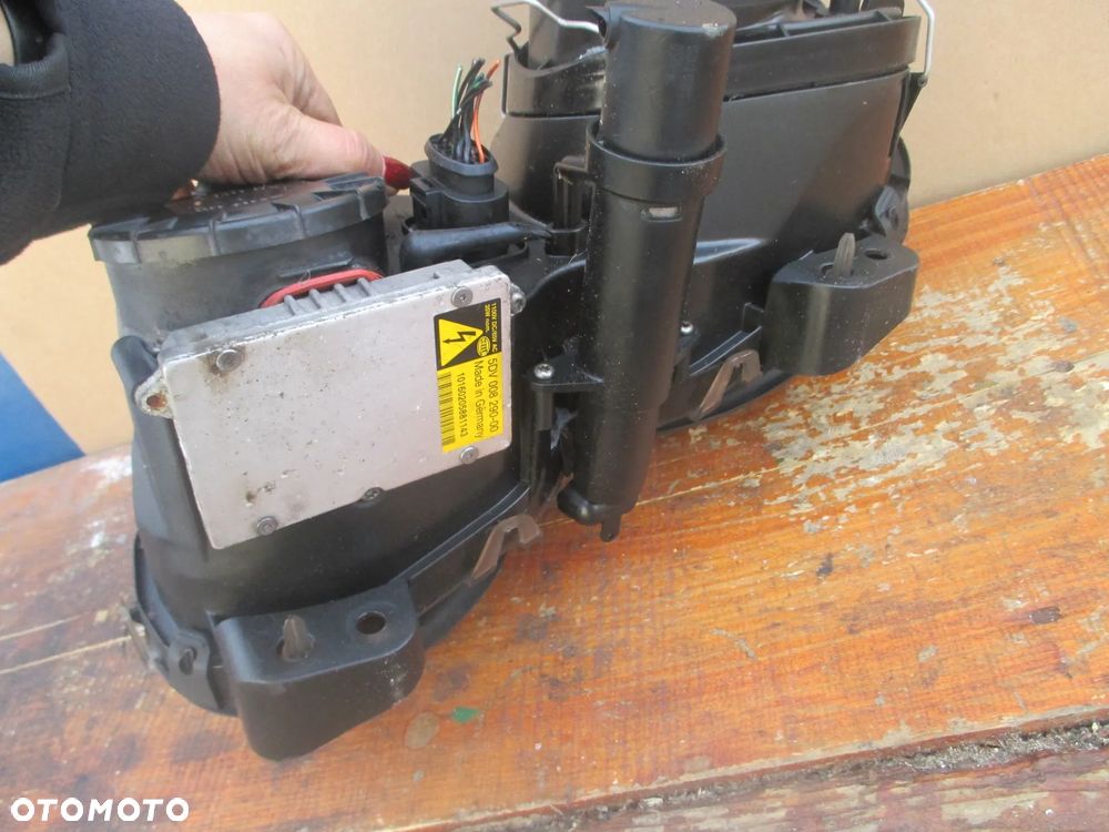 lampa Yaguar X-TYPE Xenon Hella Europa - 11