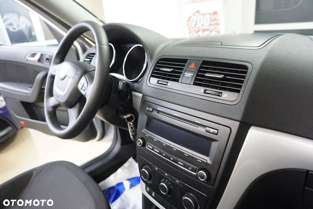 Skoda Yeti 1.6 TDI GreenLine - 23