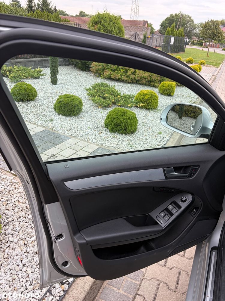 Audi A4 Avant - 6