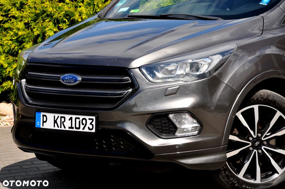 Ford Kuga 2.0 TDCi 4x4 ST-Line - 4