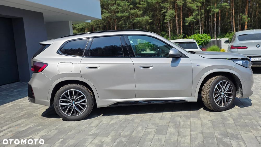 BMW X1 xDrive20d M Sportpaket - 4