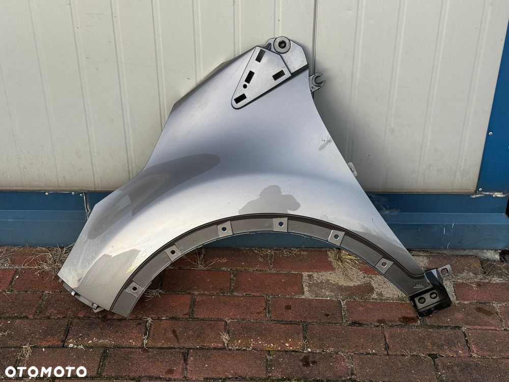 Błotnik lewy Renault Captur Lift