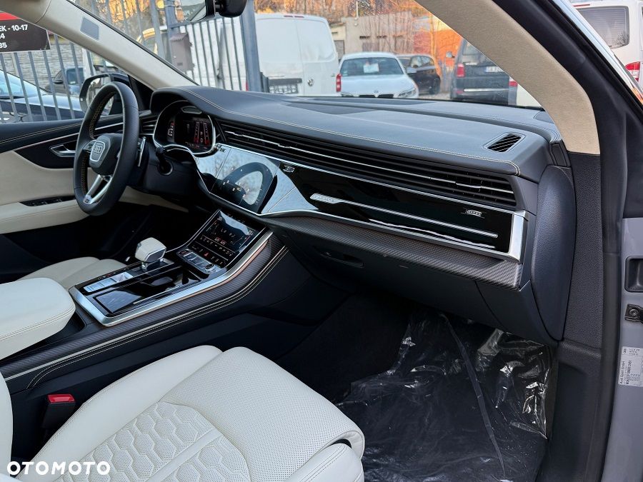 Audi RS Q8 TFSI quattro tiptronic - 37