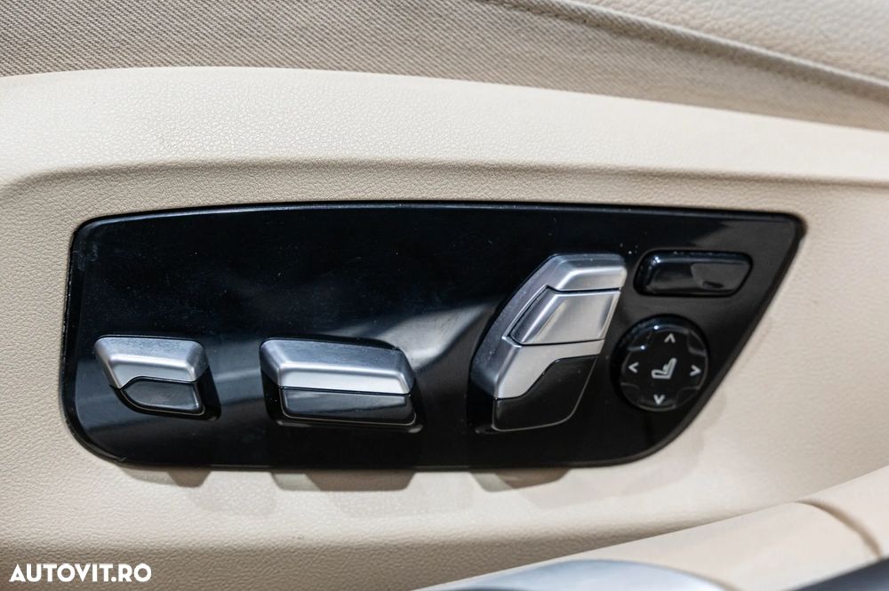 BMW Seria 7 730Ld - 31