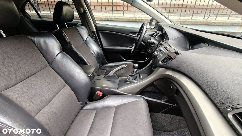 Honda Accord - 17