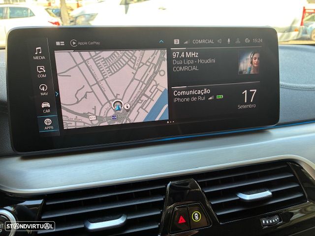 BMW 530 e Line Luxury - 29