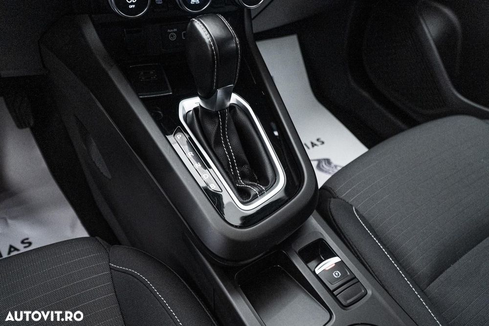 Renault Arkana E-TECH 145 INTENS - 15