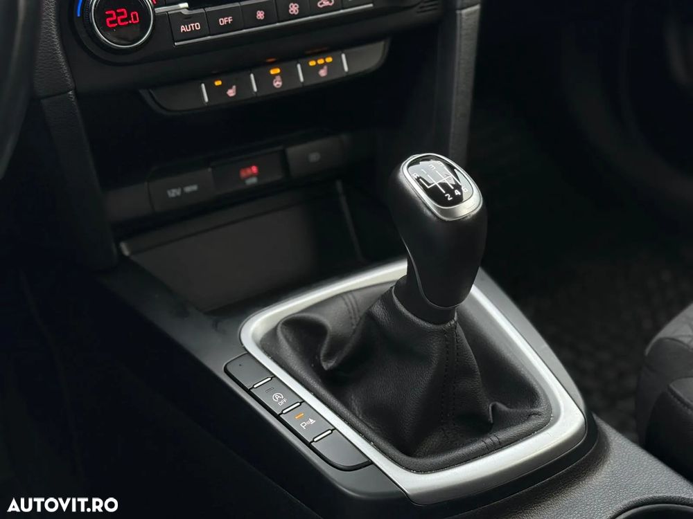 Kia Ceed 1.5 T-GDI 6MT Best - 12