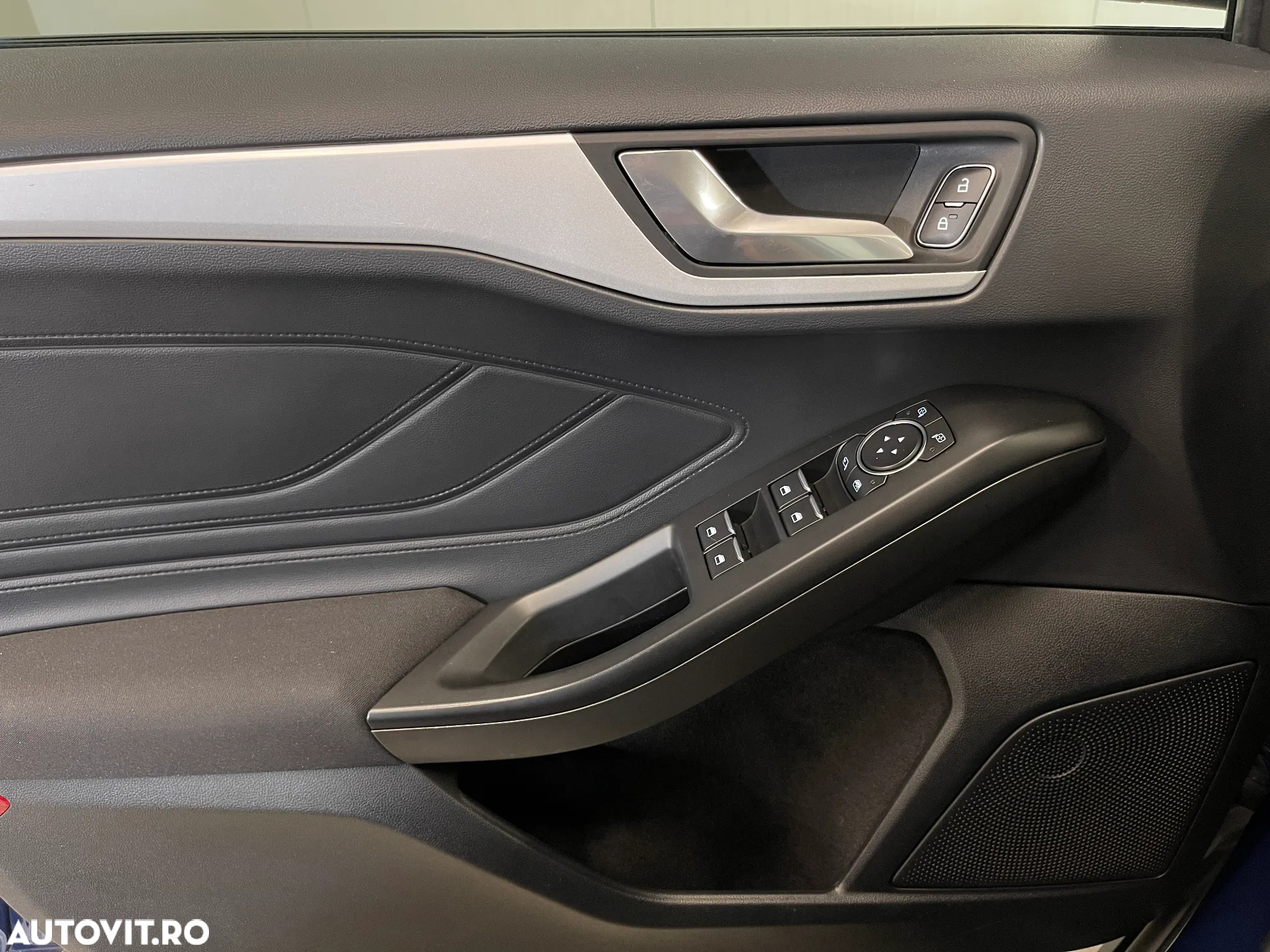 Ford Focus 1.0 EcoBoost MHEV Connected - 24