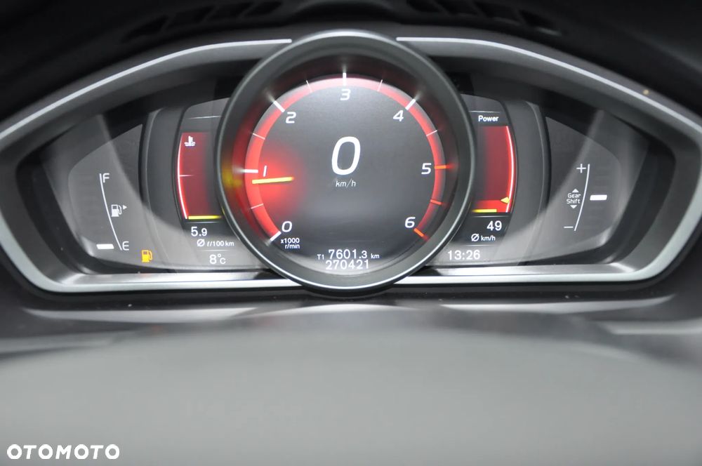 Volvo V40 D2 Inscription - 21