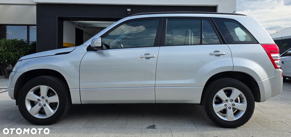 Suzuki Grand Vitara 2.4 Comfort - 9