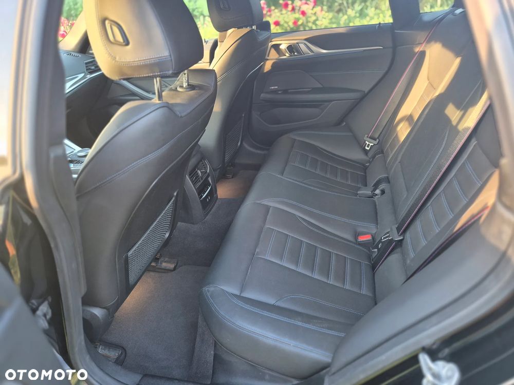 BMW i4 70.3kWh eDrive 35 M Sport Edition - 8