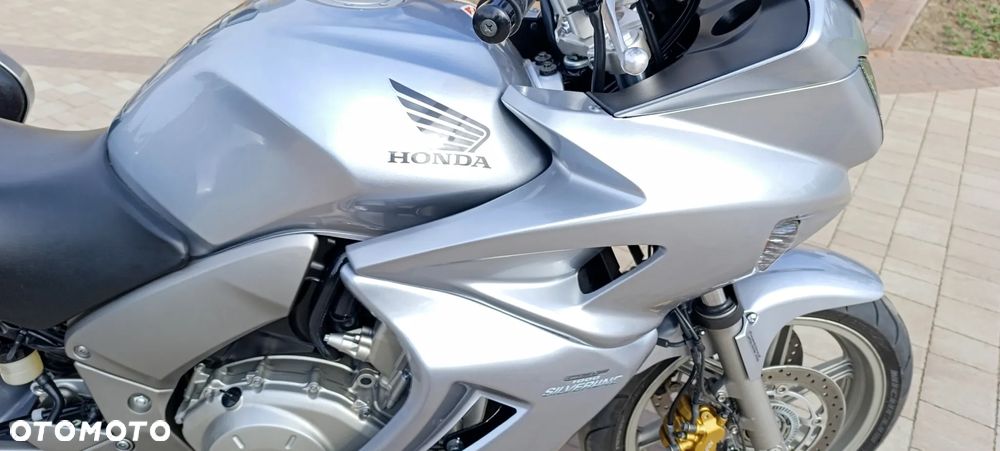Honda CBF - 27