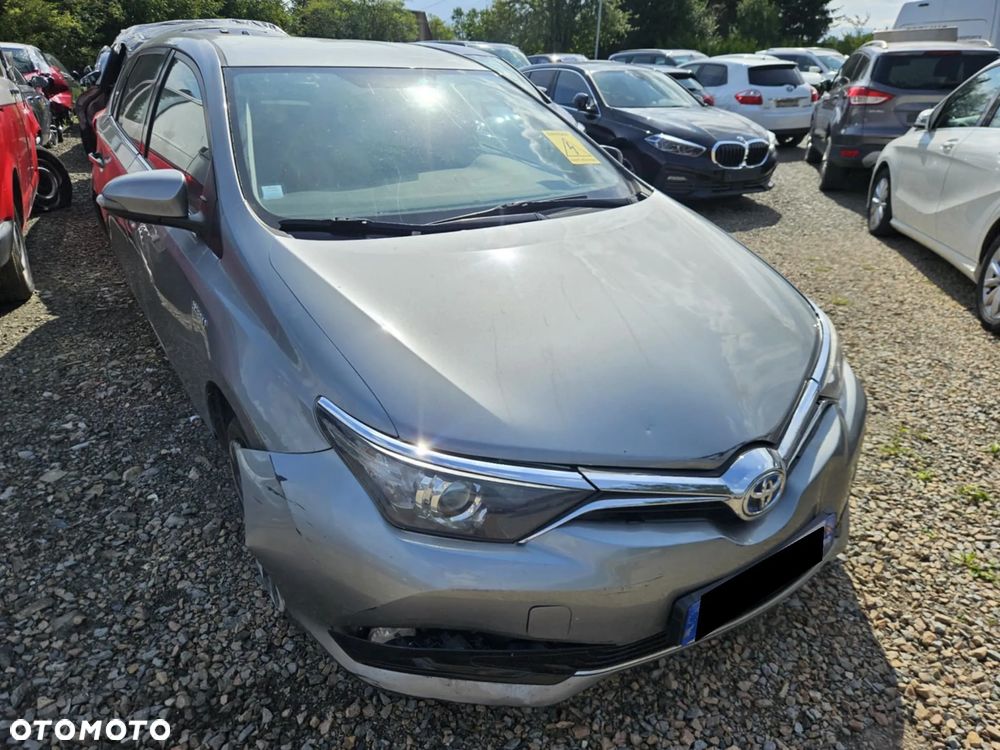 Toyota Auris 1.8 VVT-i Hybrid Automatik Design Edition - 3