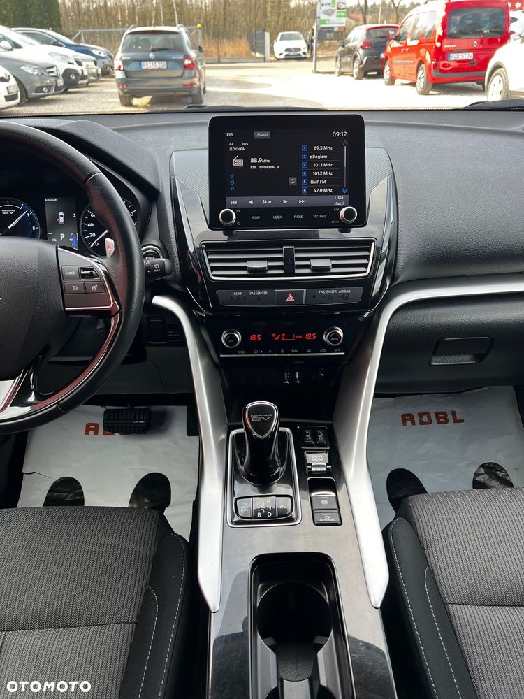 Mitsubishi Eclipse Cross 4WD Plus Select - 25