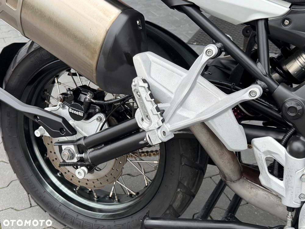 Benelli TRK 502X - 13
