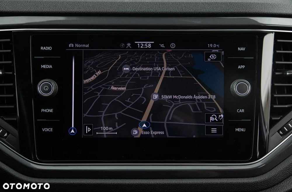 Volkswagen T-Roc 2.0 TDI SCR DSG Sport - 24