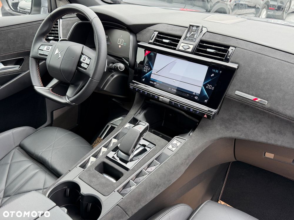 DS Automobiles DS 7 Crossback 1.6 E-Tense Performance Line + - 17