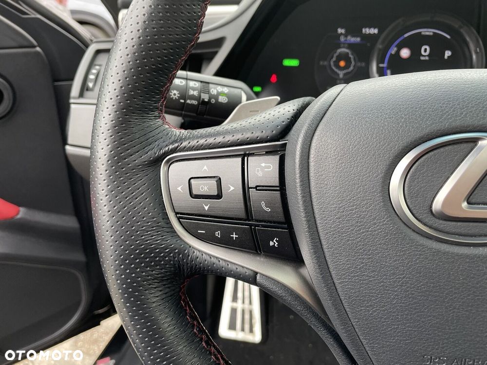 Lexus ES 300h F Sport Edition - 14