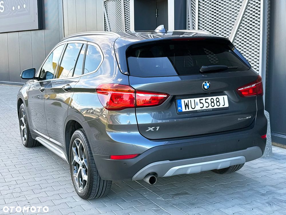 BMW X1 sDrive18i GPF xLine - 9