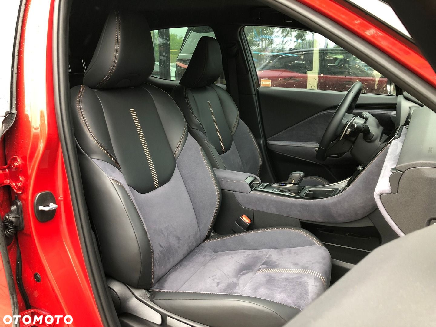 Lexus LBX 1.5 Hybrid Cool - 26