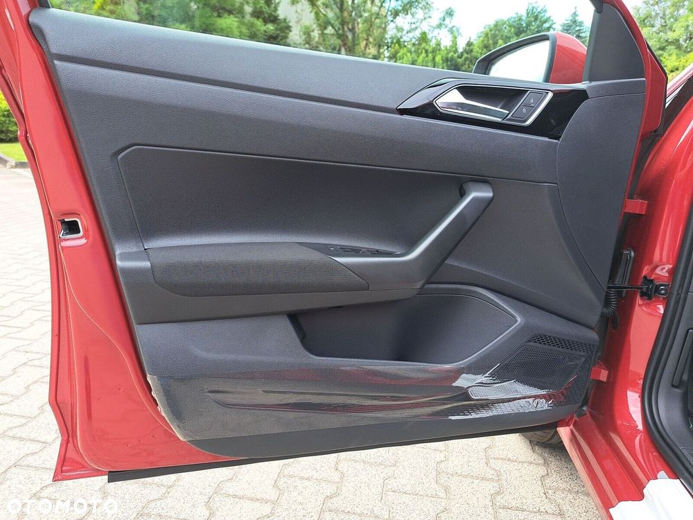Volkswagen Polo - 11