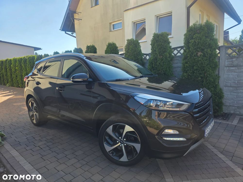 Hyundai Tucson blue 1.7 CRDi 2WD Intro Edition - 10