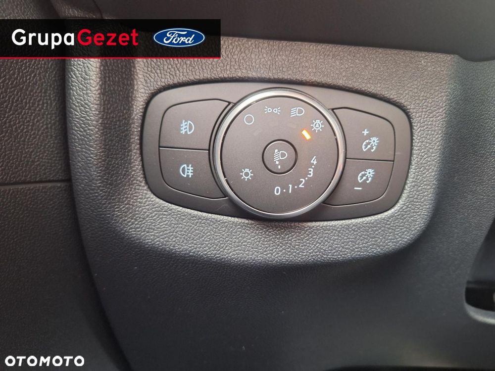 Ford Transit Courier - 9