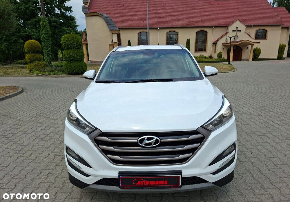Hyundai Tucson - 2