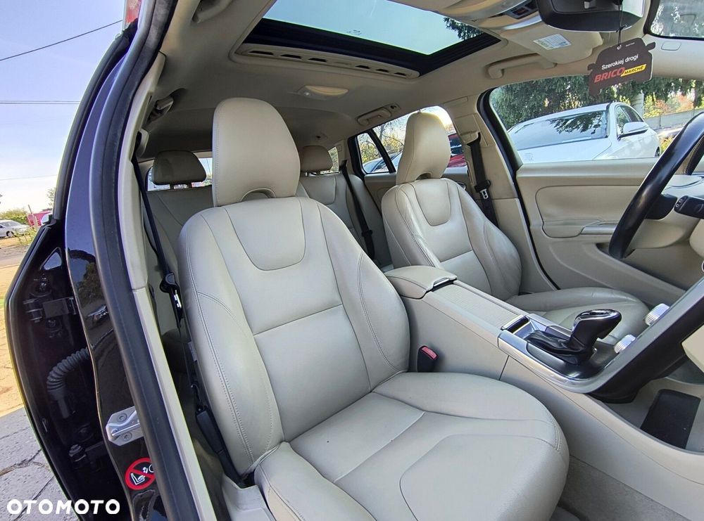 Volvo V60 - 16