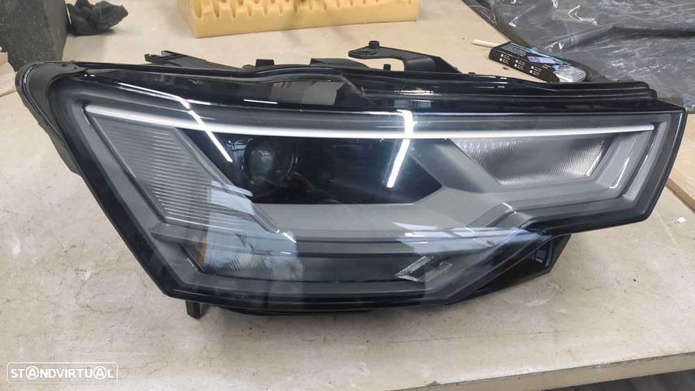 farol direito Audi A6 4K full Led - 6