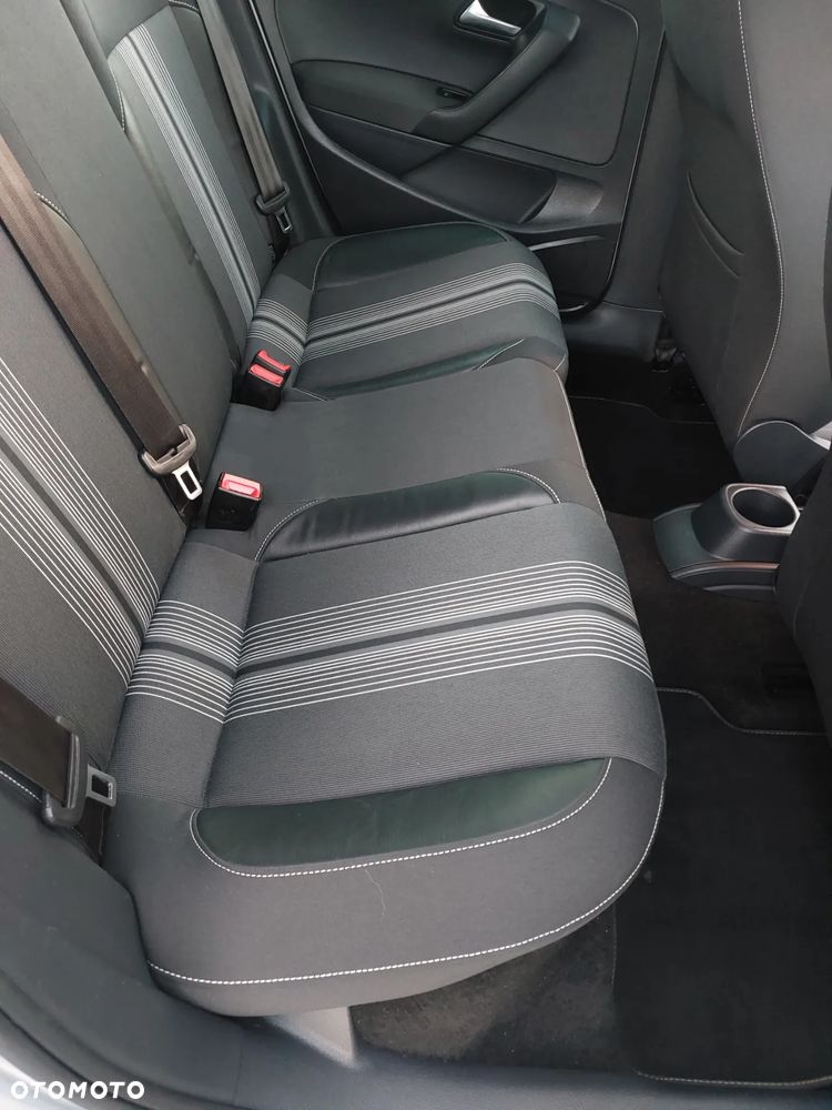 Volkswagen Polo - 30