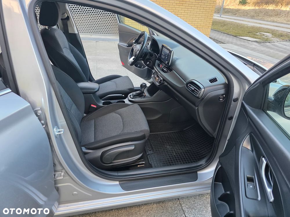 Hyundai i30 1.0 T-GDI Comfort DCT - 9