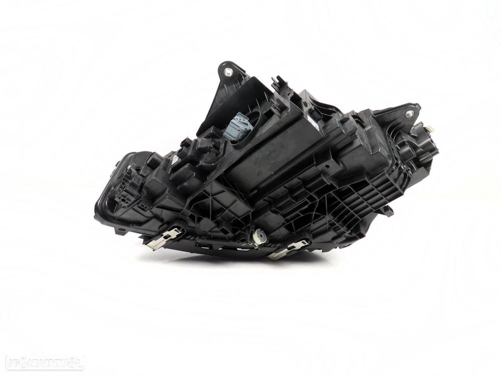 Farol LED Adaptativo AHL Direito Usado / Original BMW 2 Active Tourer (U06) 6311... - 7