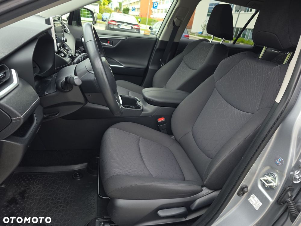Toyota RAV4 - 13