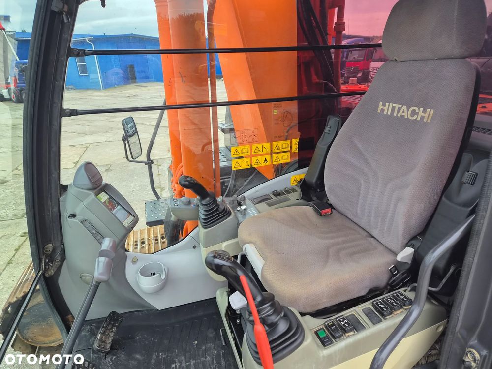 Hitachi ZX 250 LCN-5B spr z Niemiec - 16