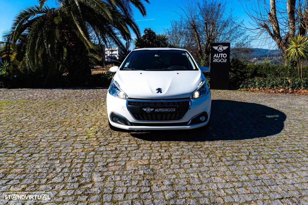 Peugeot 208 1.5 BlueHDi Allure - 1