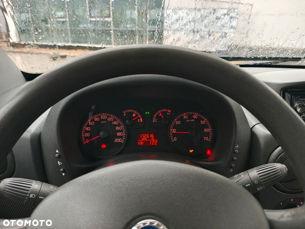 Fiat Doblo 1.4 8V Family - 22