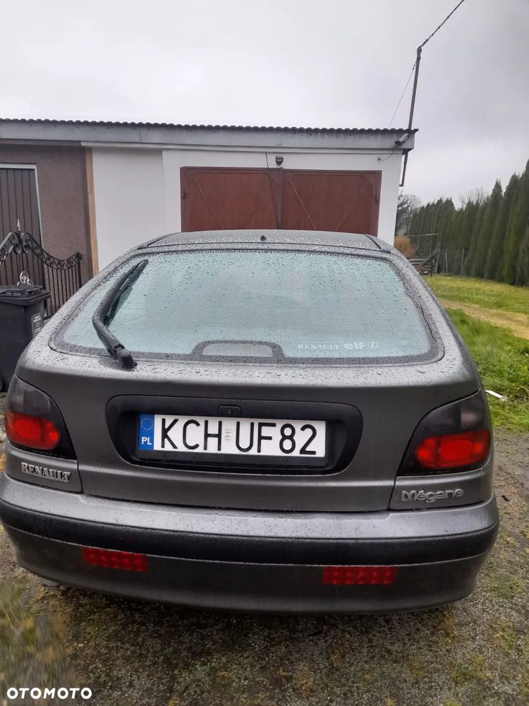 Renault Megane 1.4 Europa - 2