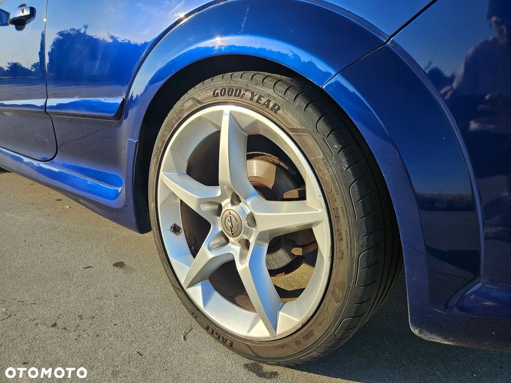 Opel Astra 1.6 T Sport - 9