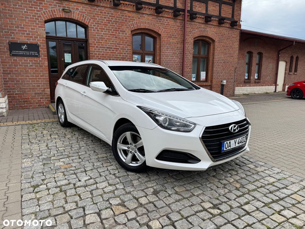 Hyundai i40 i40cw 1.6 Fifa World Cup Edition - 12