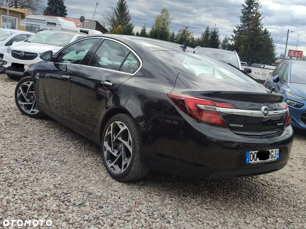 Opel Insignia 2.0 CDTI ecoFLEX Start/Stop Sport - 2