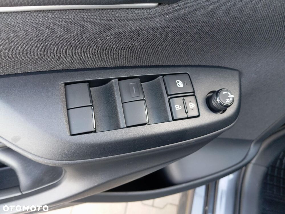 Toyota Yaris - 14