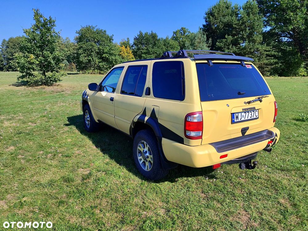 Nissan Pathfinder 3.5 V6 - 4