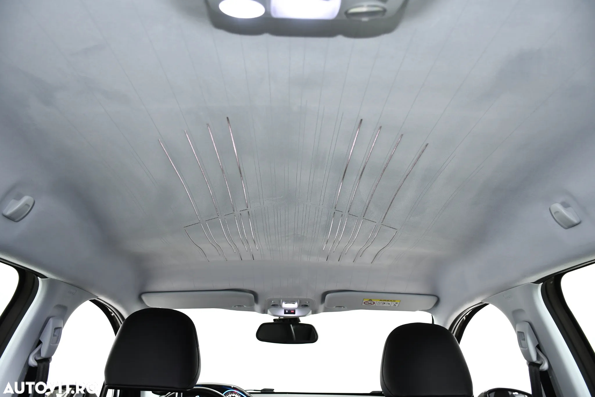 Peugeot 2008 1.2 PureTech Turbo EAT6 S&S Allure - 40