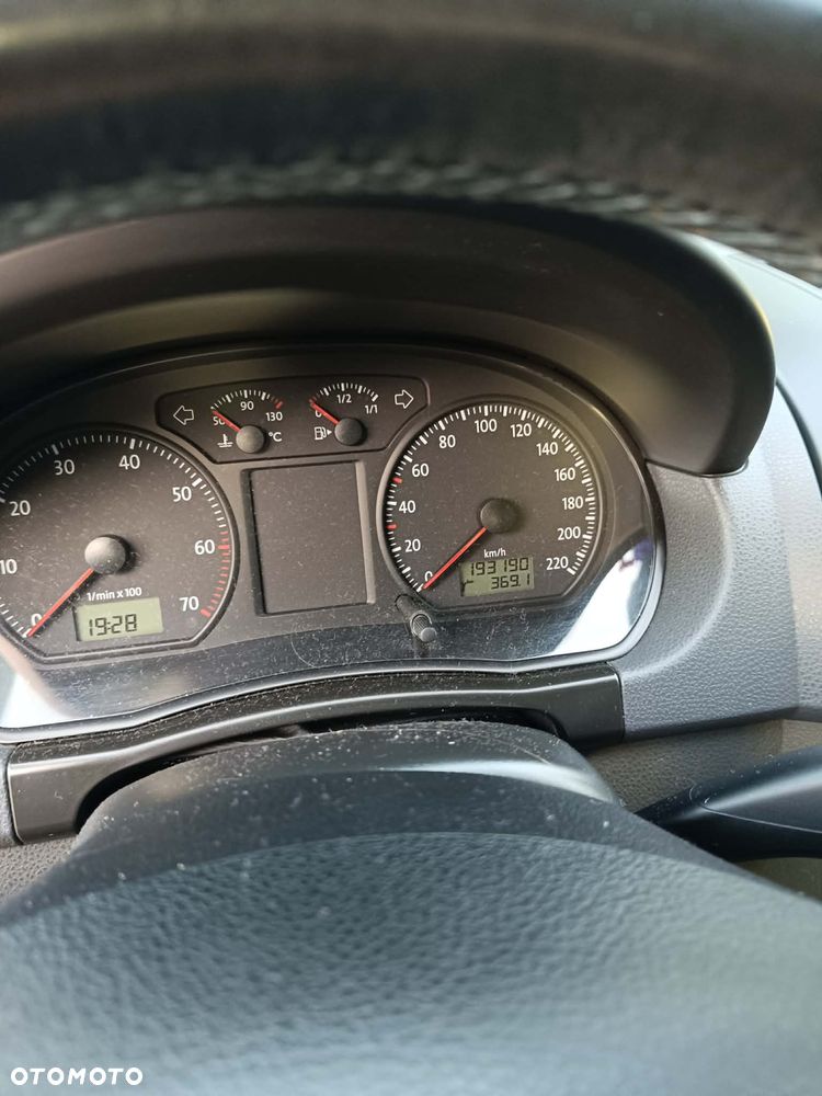 Volkswagen Polo - 6