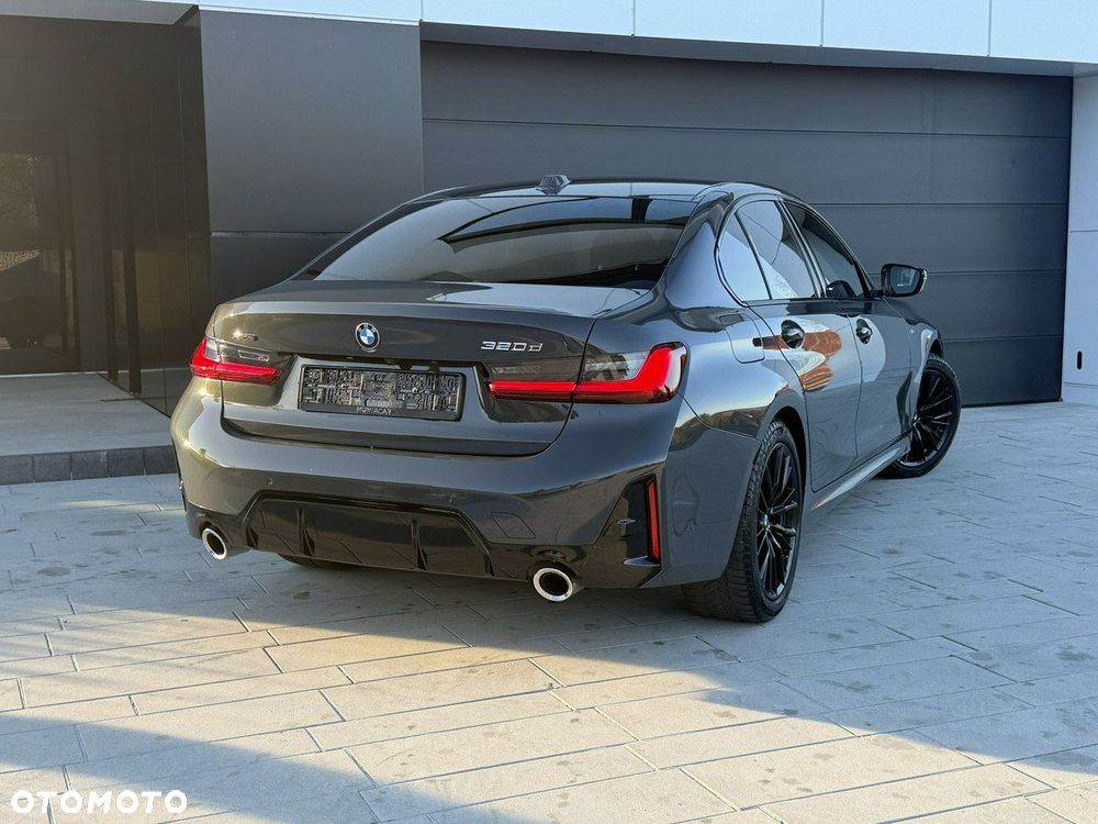 BMW Seria 3 320d xDrive M Sport - 27