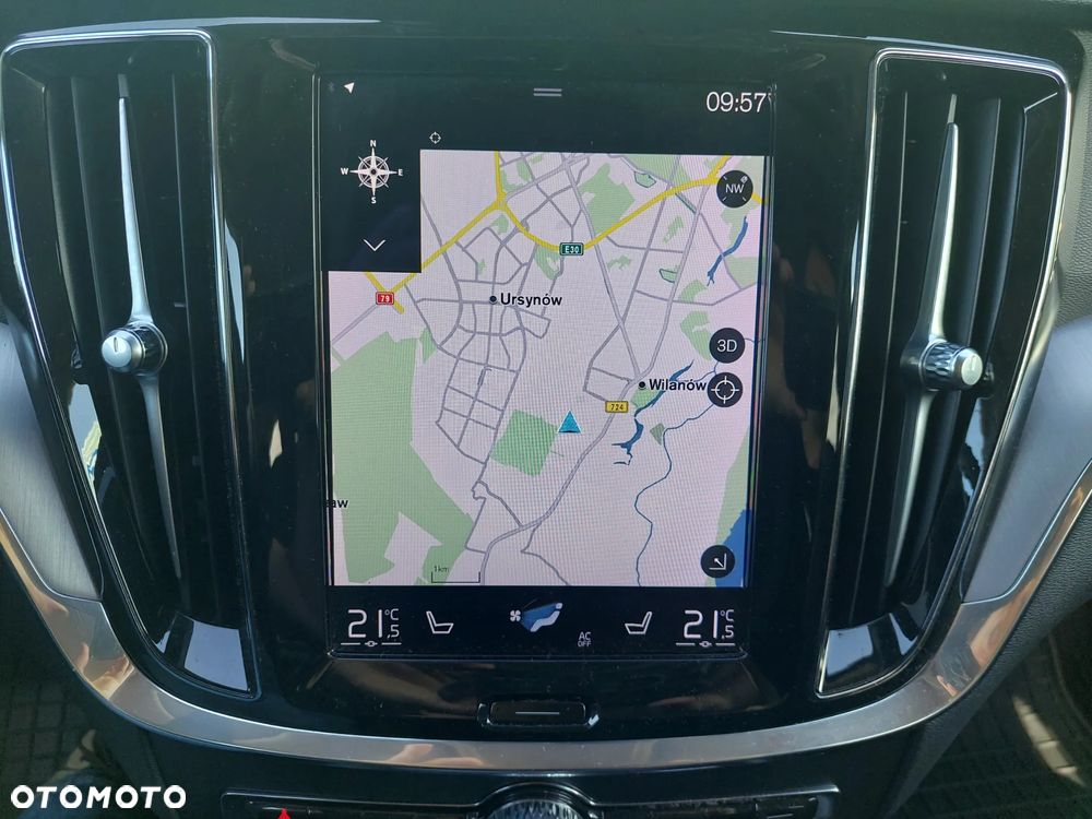 Volvo V60 D4 Momentum Pro - 21