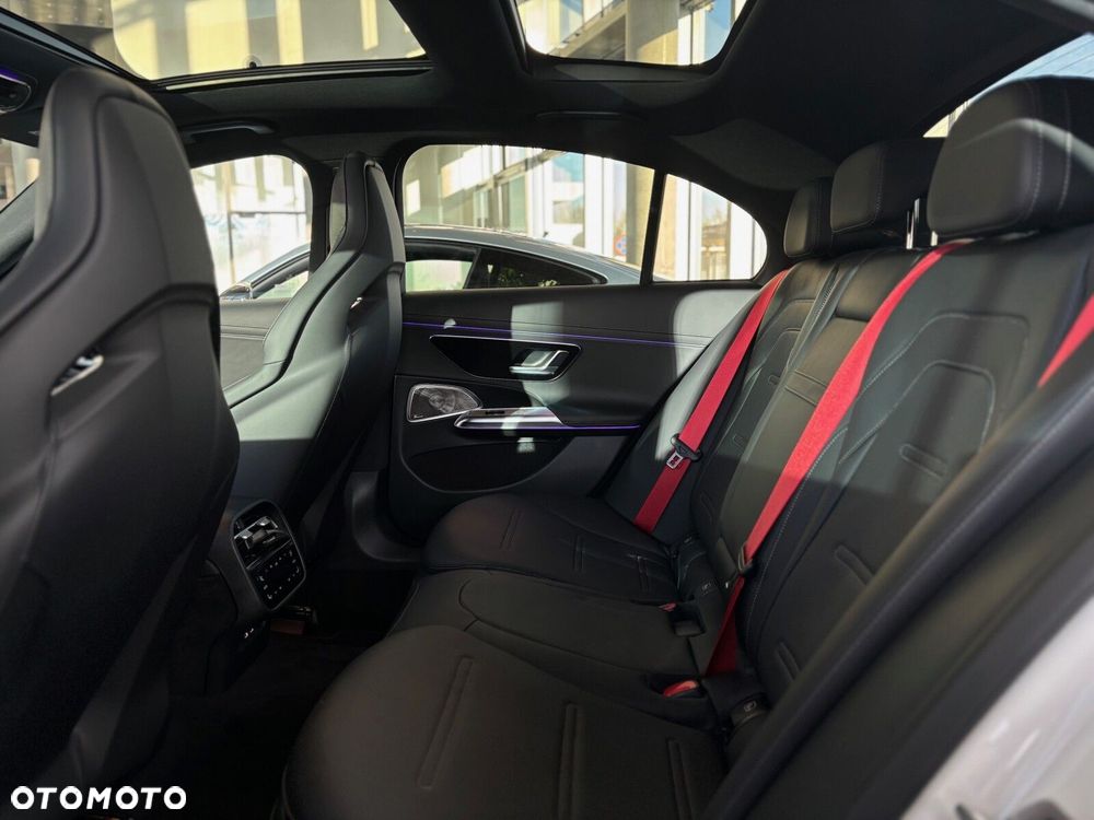 Mercedes-Benz Klasa E - 22